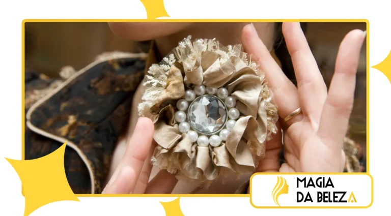 Tendência de brooch revival: acessórios que elevam qualquer look