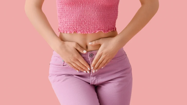 Como o ciclo menstrual afeta a pele em cada fase do mês