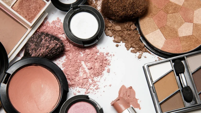 Como fazer soft matte makeup sem perder o brilho natural